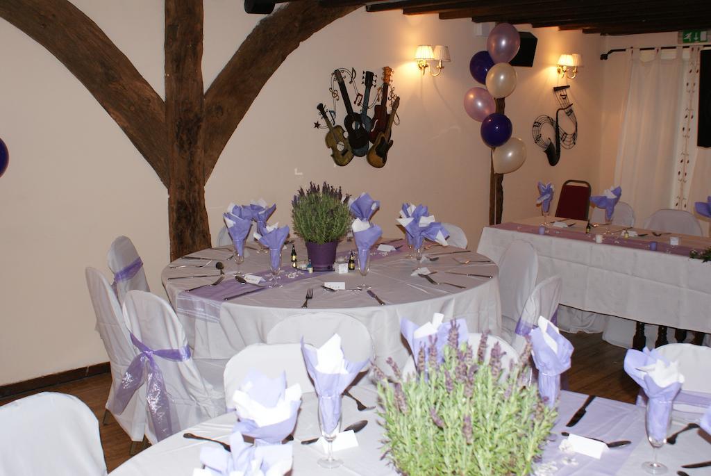 Staplehurst The Hawkenbury B&B 외부 사진