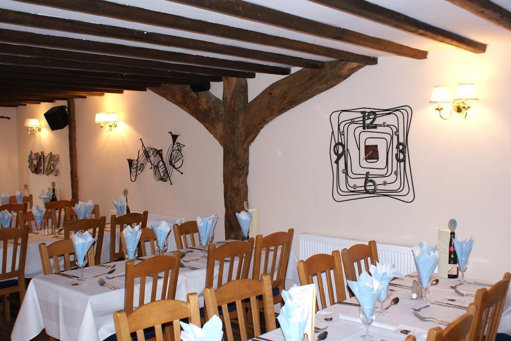 Staplehurst The Hawkenbury B&B 외부 사진